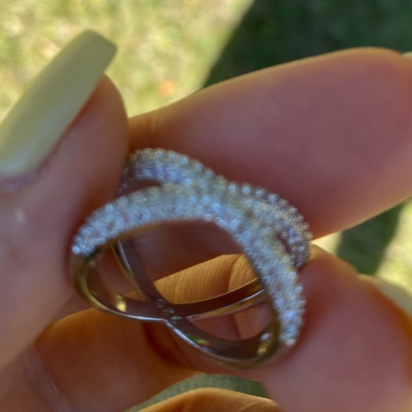 NEW 925 Sterling silver Diamond Ring - Picture 4 of 7